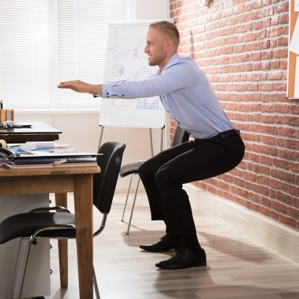 Exercise Snacking: Olahraga 5 Menit yang Ternyata Lebih Efektif Dari Gym 2 Jam? Ini Buktinya!